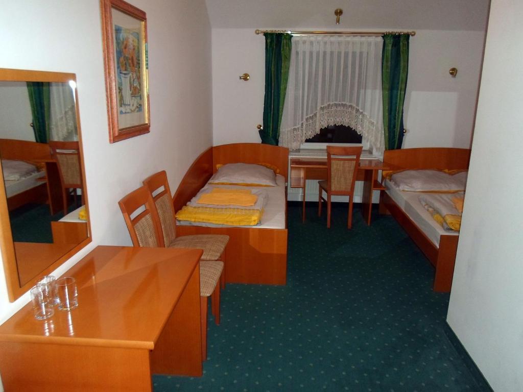 Hotel Korona Слубице Номер фото